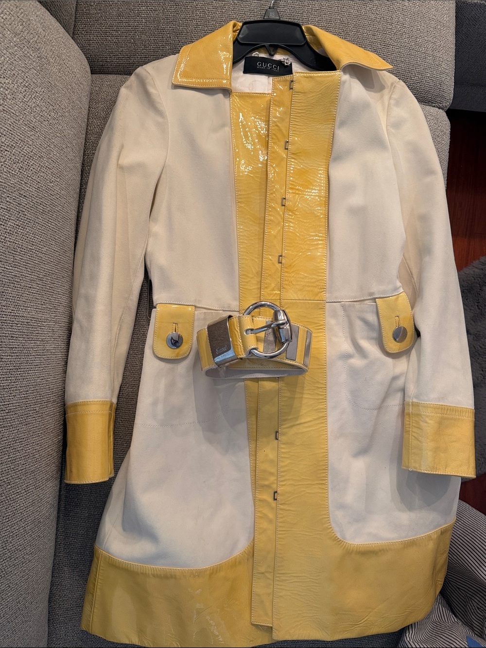Authentic Gucci Leather Vintage Cream Trench Coat with Yellow Leather Trim IT42